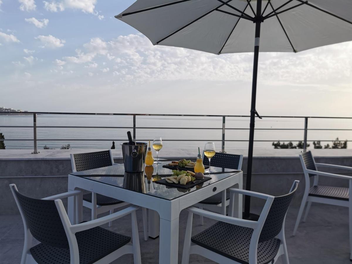 Hotel Montenino Bar Zewnętrze zdjęcie