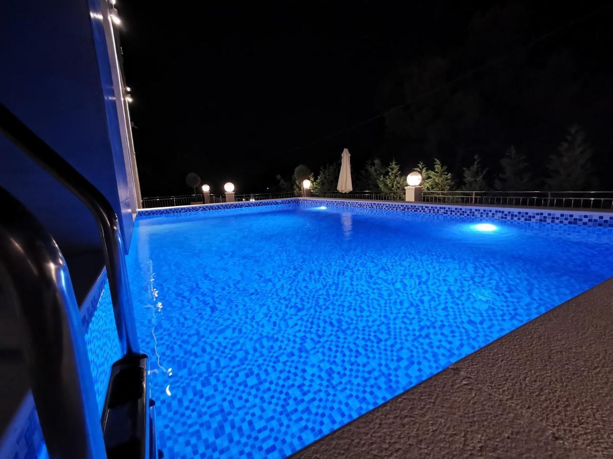 Hotel Montenino Bar Zewnętrze zdjęcie