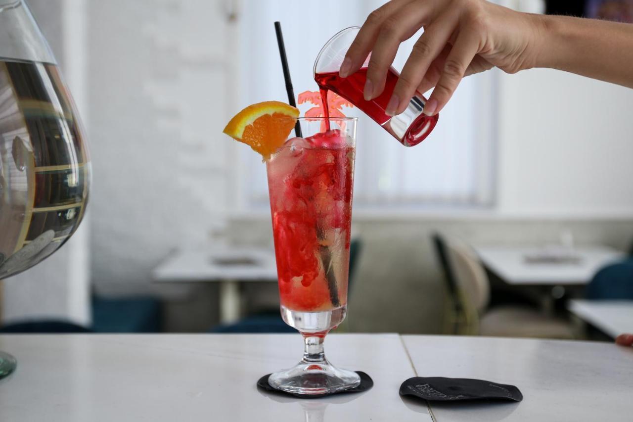 Hotel Montenino Bar Zewnętrze zdjęcie